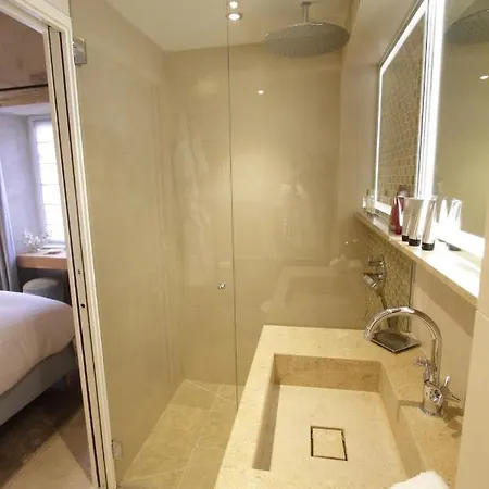 Corail Et Celadon Apartment *